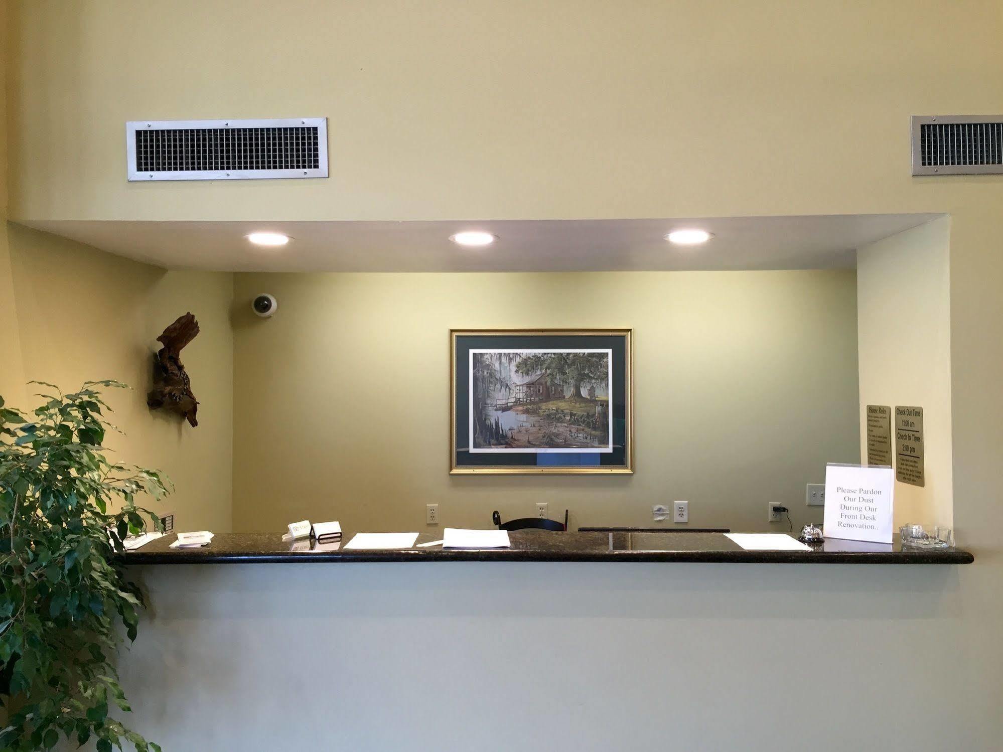 Quality & Near Tanger Outlet Mall Hotel